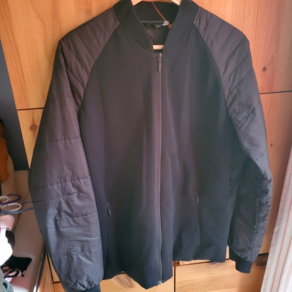 RYU Unisex Black Quilted Bomber Jacket Size Large - Picture 2 of 13